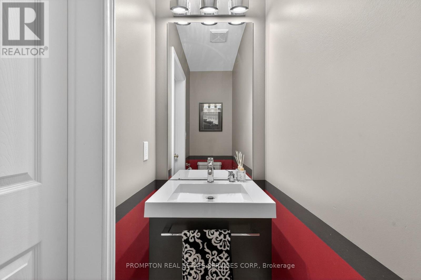 15 Donald Buttress Boulevard E, Markham, Ontario  L6C 0J8 - Photo 21 - N13000786