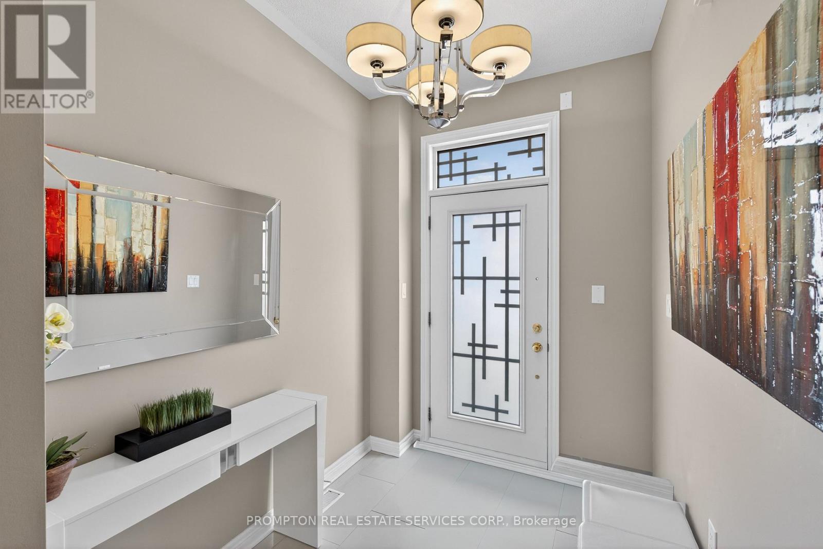 15 Donald Buttress Boulevard E, Markham, Ontario  L6C 0J8 - Photo 4 - N13000786