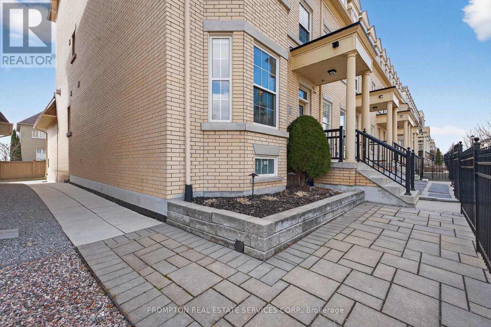 15 Donald Buttress Boulevard E, Markham, Ontario  L6C 0J8 - Photo 47 - N13000786