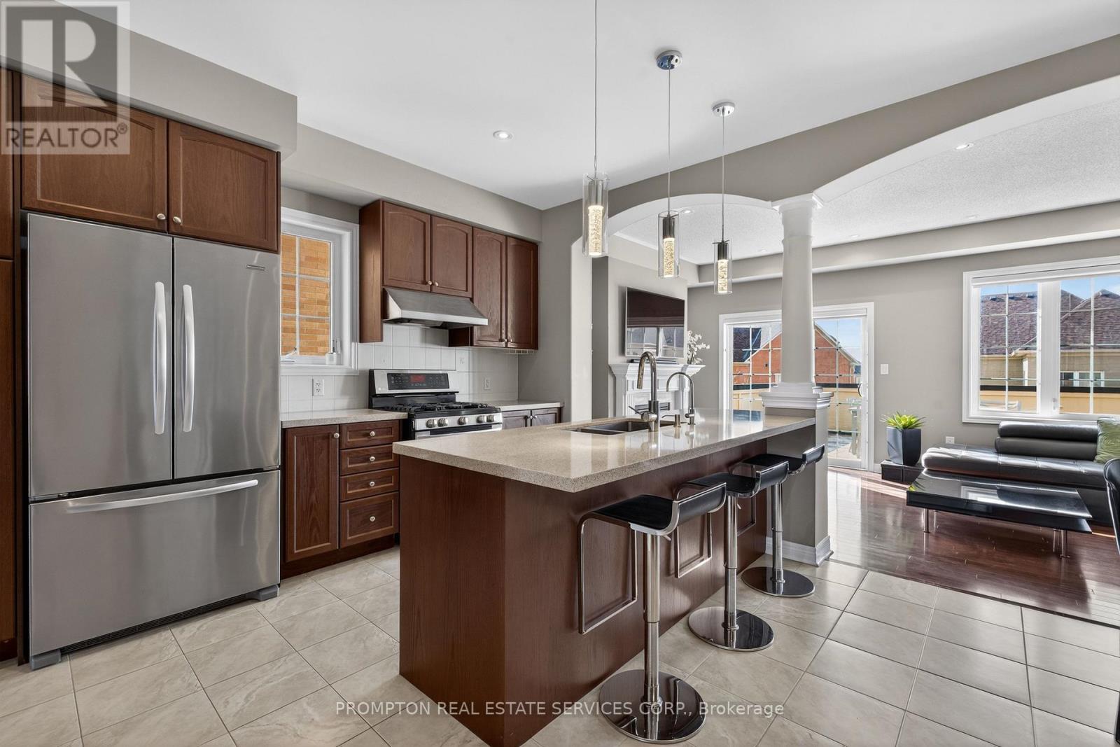 15 Donald Buttress Boulevard E, Markham, Ontario  L6C 0J8 - Photo 7 - N13000786