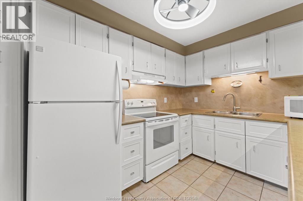 2355 Pillette, Windsor, Ontario  N8T 1P7 - Photo 10 - 26008197