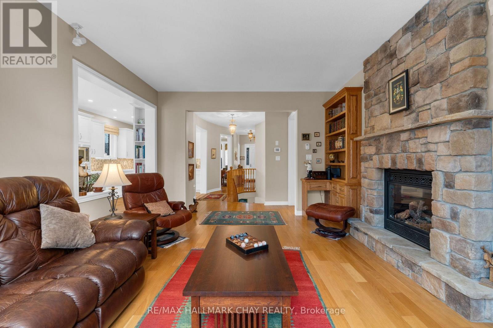 6 Oakmont Avenue, Oro-Medonte, Ontario  L0L 2L0 - Photo 12 - S13000788