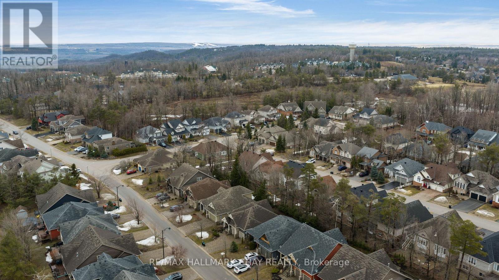 6 Oakmont Avenue, Oro-Medonte, Ontario  L0L 2L0 - Photo 35 - S13000788