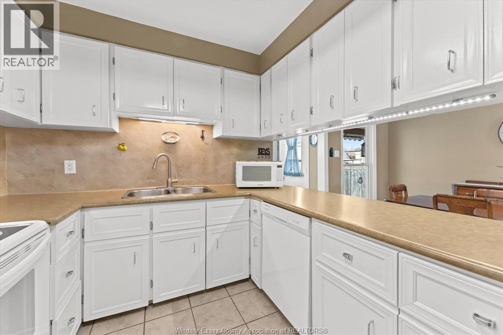 2355 Pillette, Windsor, Ontario  N8T 1P7 - Photo 12 - 26008197