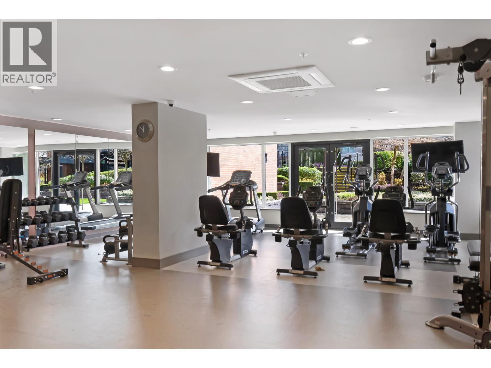 2205 3096 Windsor Gate, Coquitlam, British Columbia  V3B 0P4 - Photo 15 - R3111233