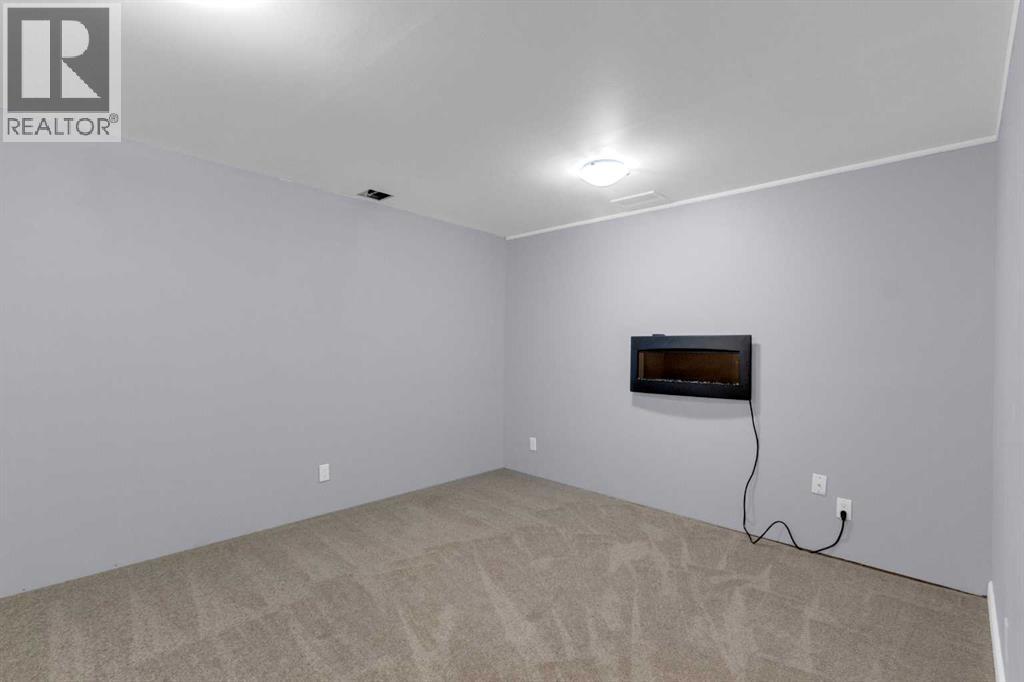 11 Woodfield Crescent Sw, Calgary, Alberta  T2W 3W2 - Photo 26 - A2297551