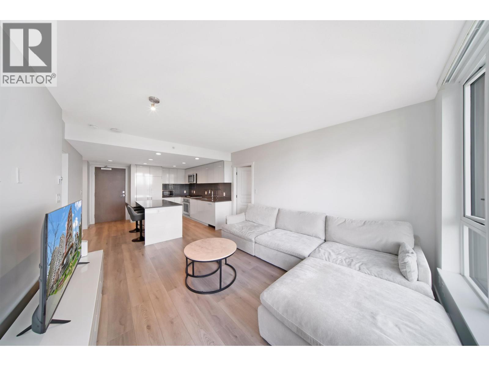 2205 3096 Windsor Gate, Coquitlam, British Columbia  V3B 0P4 - Photo 11 - R3111233