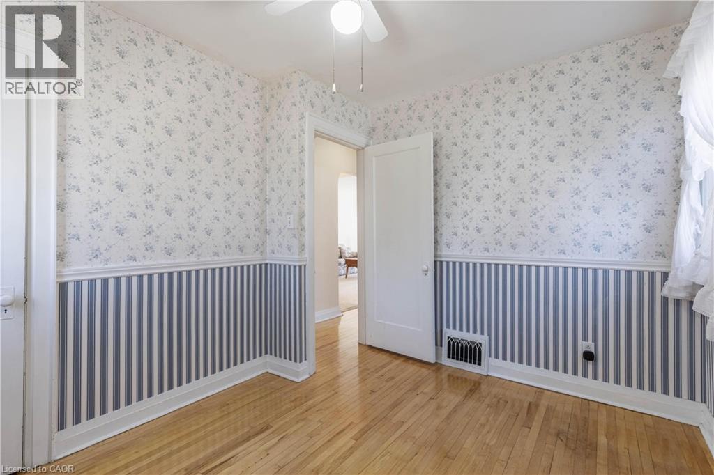 6469 Barker Street, Niagara Falls, Ontario  L2G 1Y6 - Photo 12 - 40820085