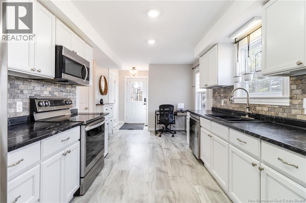 56 Alexander Drive, Beaver Dam, New Brunswick  E3A 8A9 - Photo 7 - NB137222