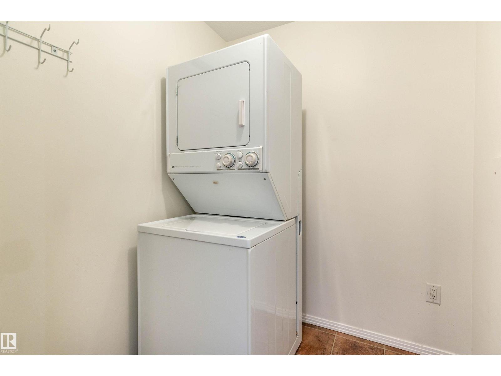 #105 8912 156 St Nw, Edmonton, Alberta  T5R 5Z2 - Photo 24 - E4482305