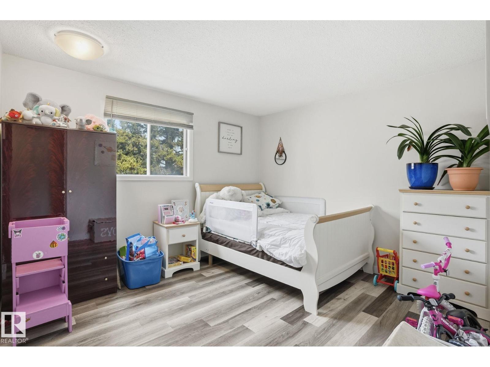 12340 St Albert Tr Nw, Edmonton, Alberta  T5L 4G8 - Photo 16 - E4482310