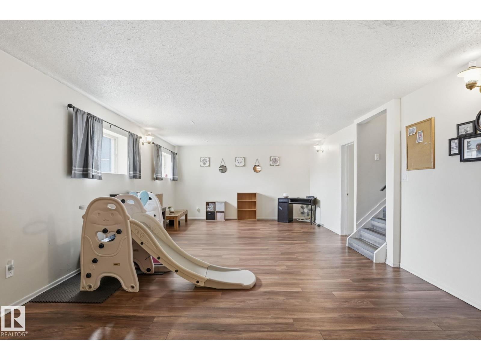 12340 St Albert Tr Nw, Edmonton, Alberta  T5L 4G8 - Photo 19 - E4482310