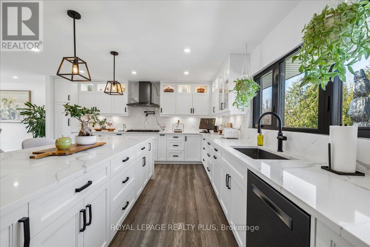 6153 22 Side Road, Halton Hills, Ontario  L7J 2L7 - Photo 15 - W13000638