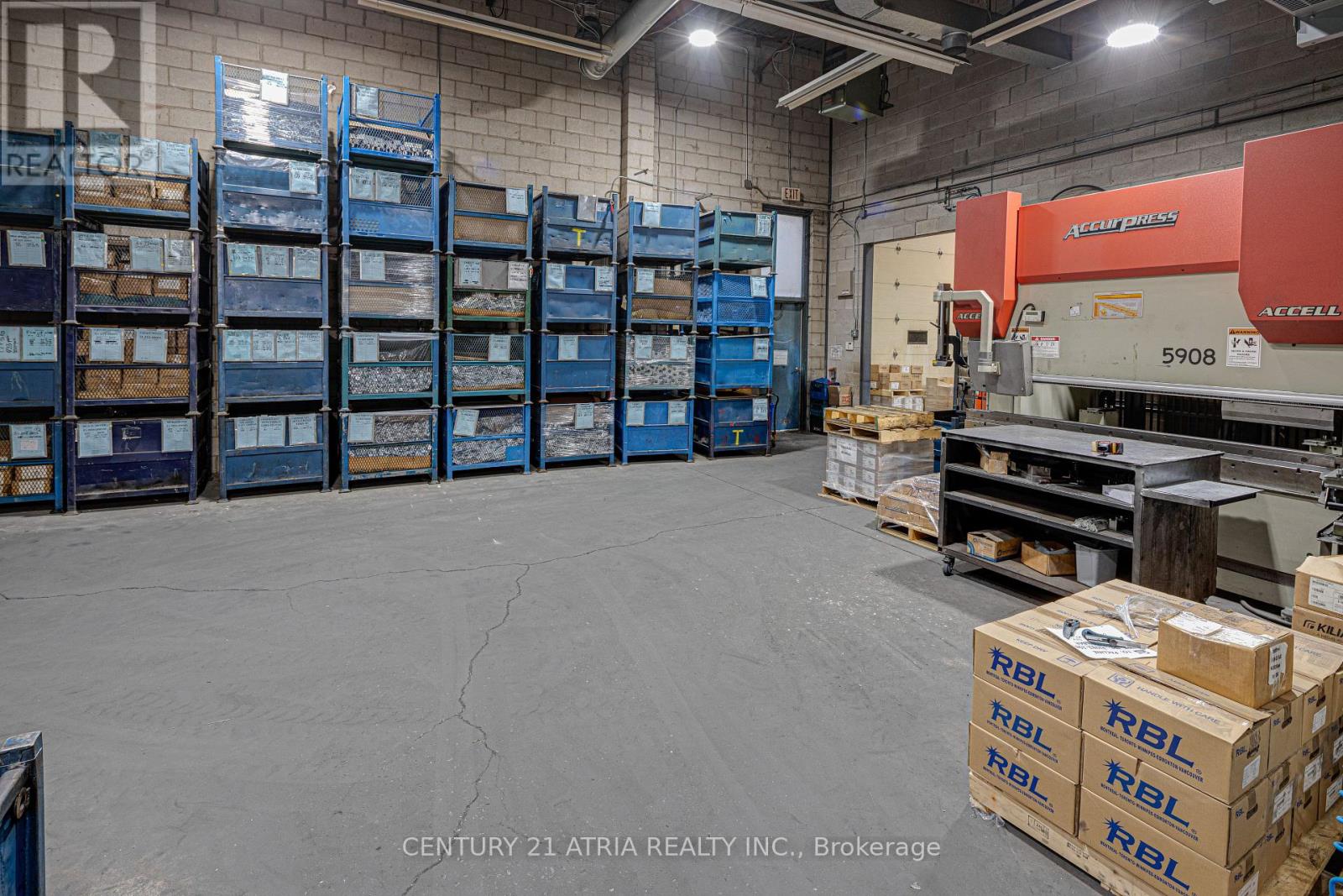 25-30 - 5775 Atlantic Drive, Mississauga, Ontario  L4W 4P3 - Photo 29 - W13000648