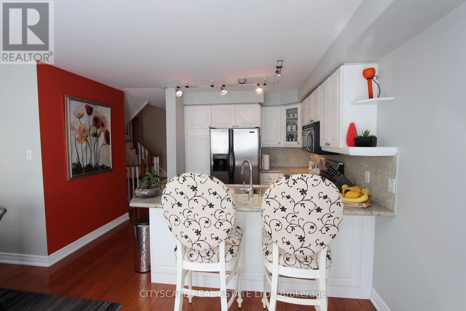 3162 Pearwood Place, Mississauga, Ontario  L5B 4H1 - Photo 8 - W13000654