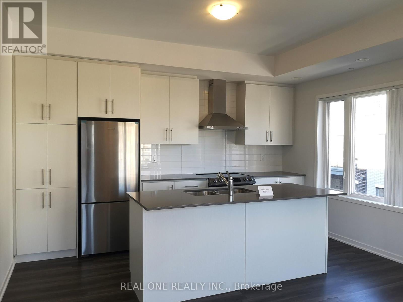 111 - 30 William Jackson Way, Toronto, Ontario  M8V 0J5 - Photo 2 - W13000774