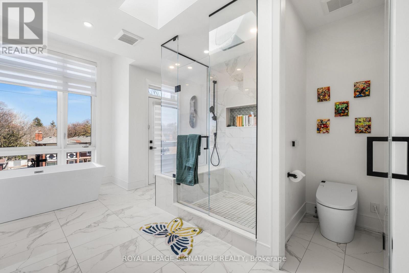 204 Mcroberts Avenue, Toronto, Ontario  M6E 0B2 - Photo 20 - W13000778