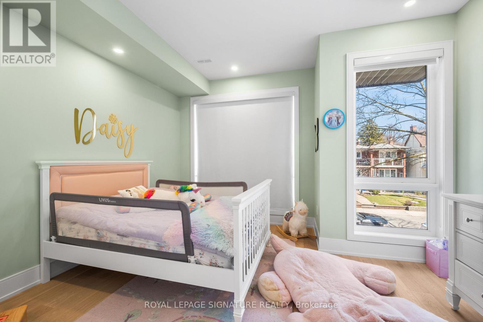 204 Mcroberts Avenue, Toronto, Ontario  M6E 0B2 - Photo 23 - W13000778