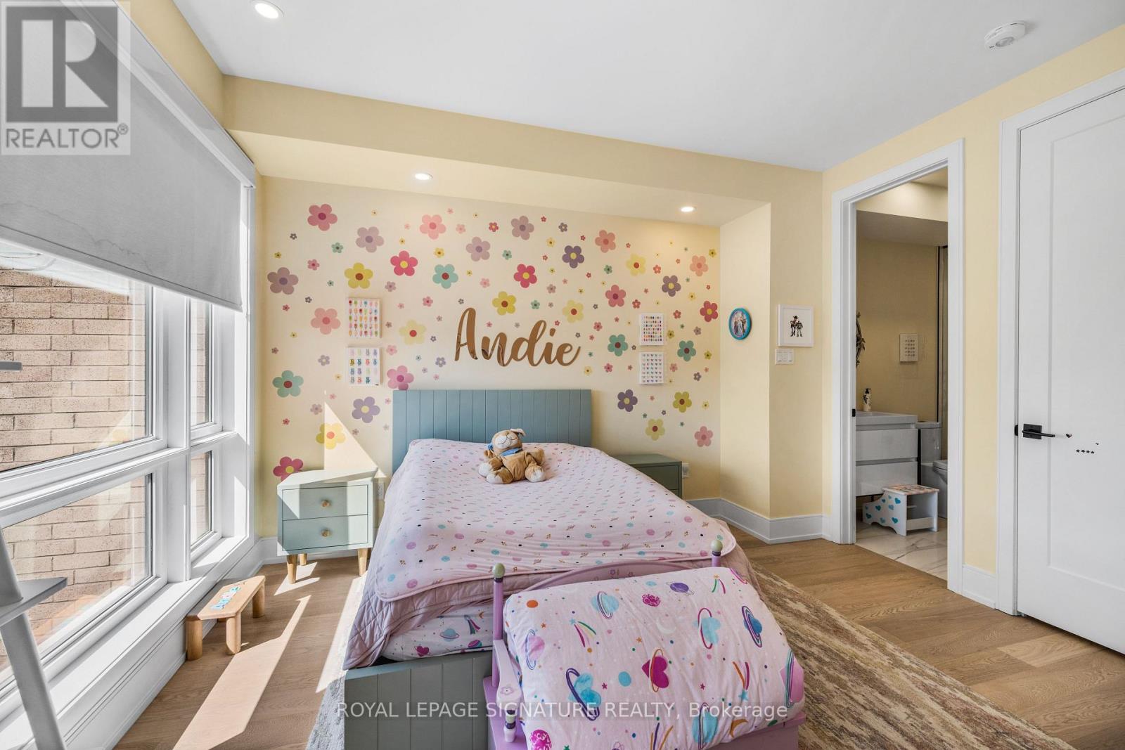 204 Mcroberts Avenue, Toronto, Ontario  M6E 0B2 - Photo 26 - W13000778