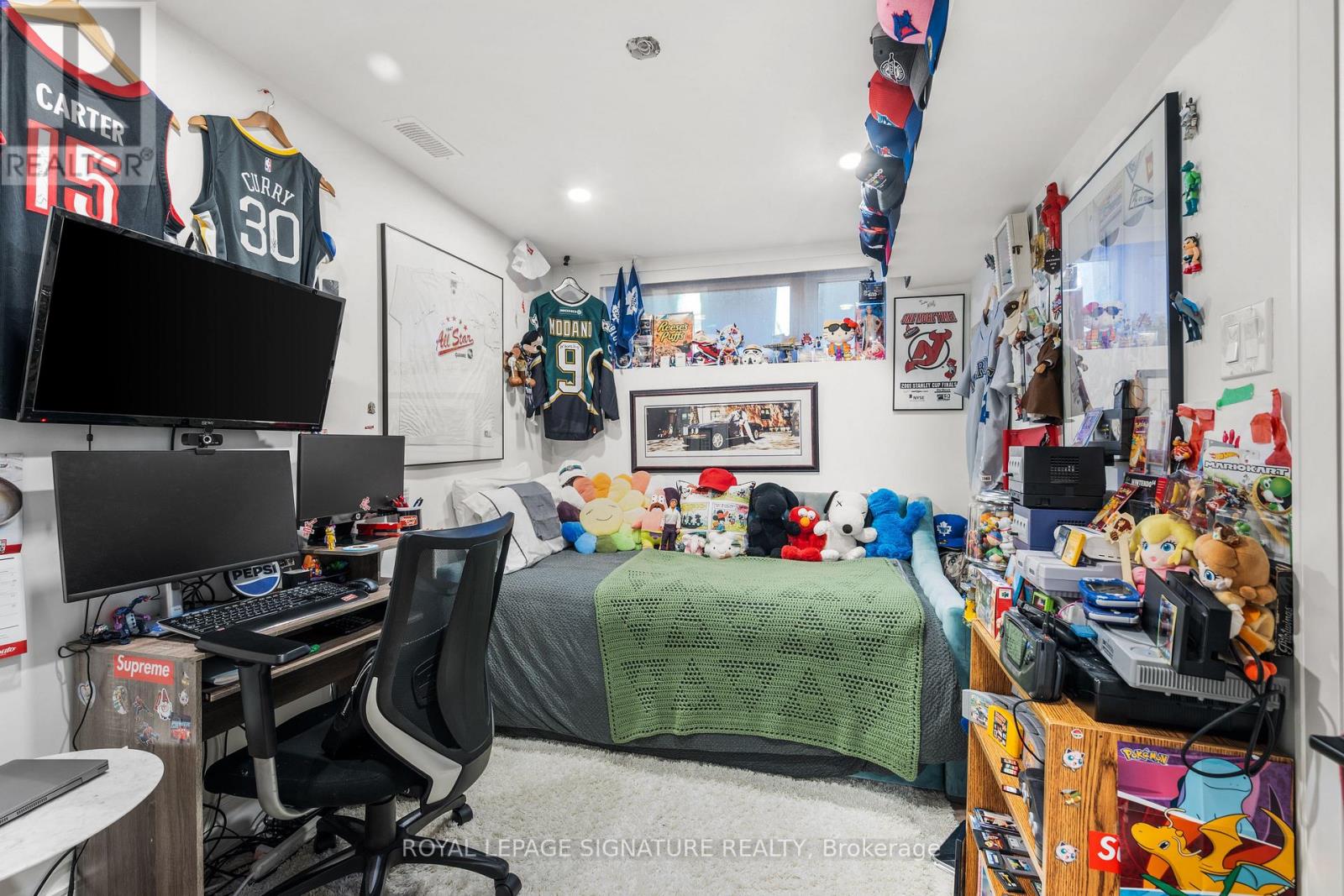 204 Mcroberts Avenue, Toronto, Ontario  M6E 0B2 - Photo 28 - W13000778