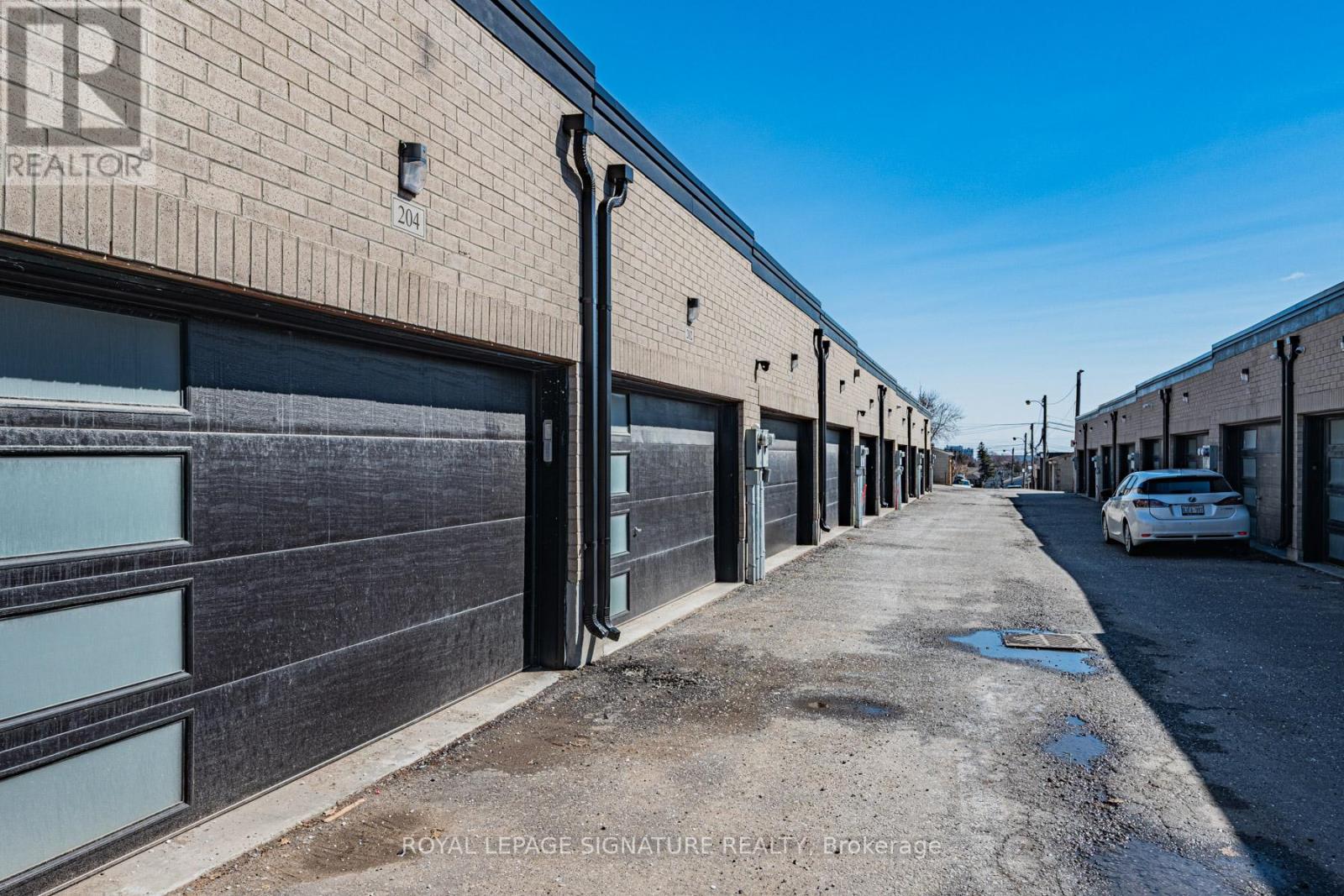 204 Mcroberts Avenue, Toronto, Ontario  M6E 0B2 - Photo 38 - W13000778