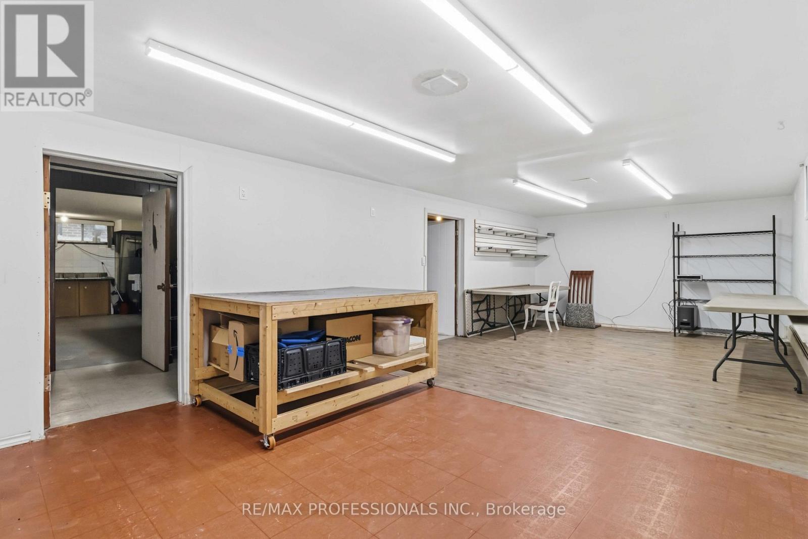 118 Tandridge Crescent, Toronto, Ontario  M9W 5N9 - Photo 16 - W13000780