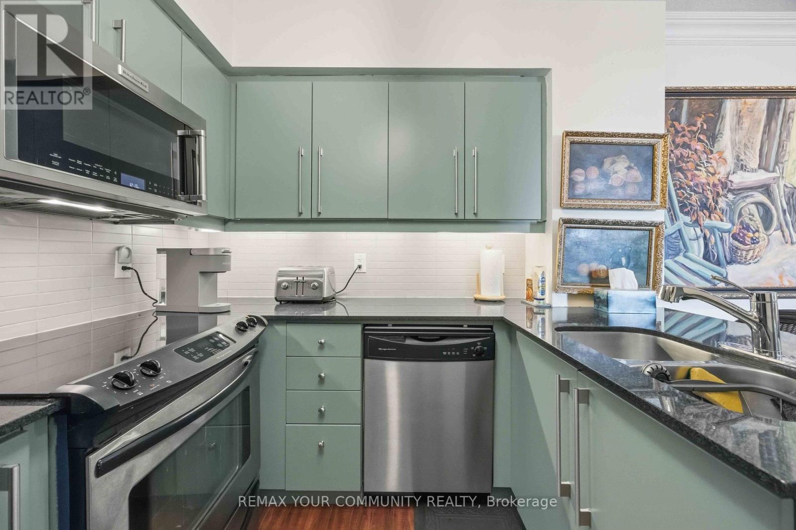 215 - 58 Marine Parade Drive, Toronto, Ontario  M8V 4G1 - Photo 10 - W13000802