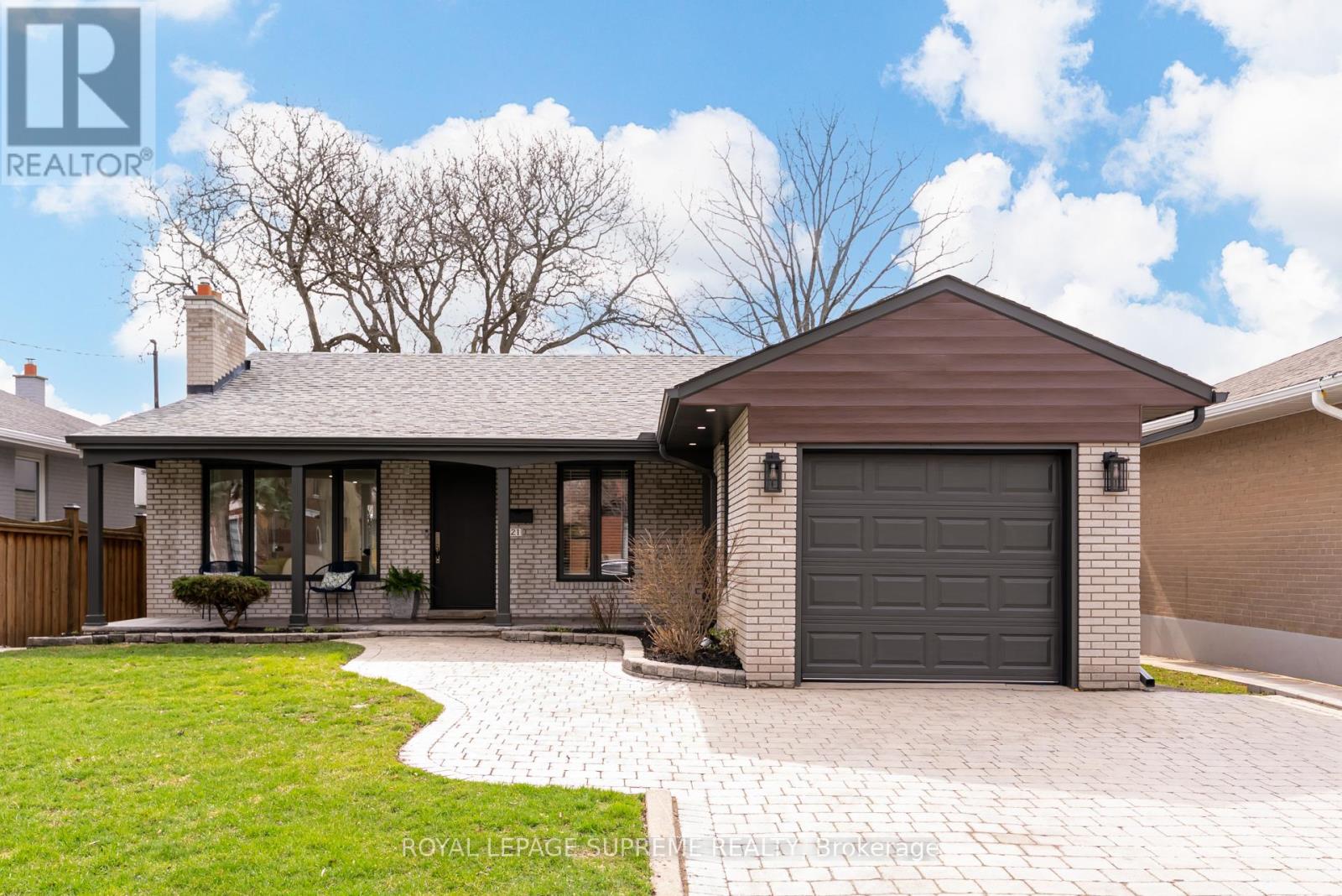 21 SPENCELY COURT, Toronto, Ontario