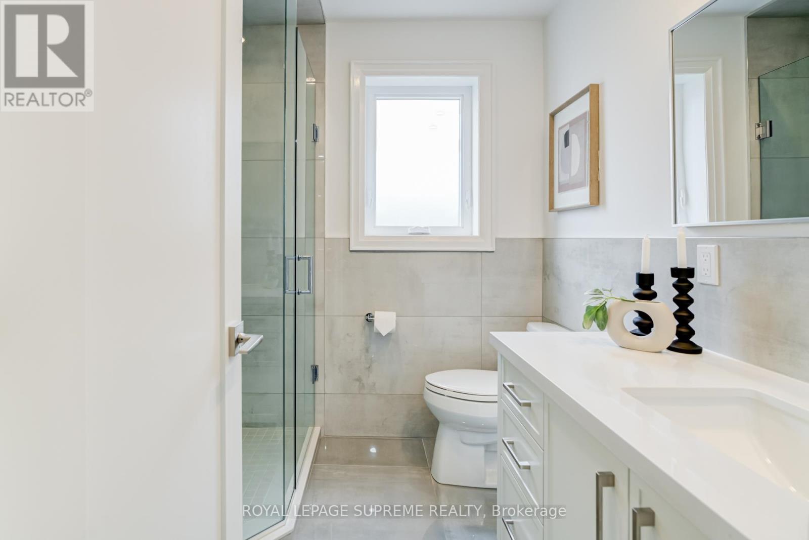 21 Spencely Court, Toronto, Ontario  M9P 1N4 - Photo 21 - W13000832