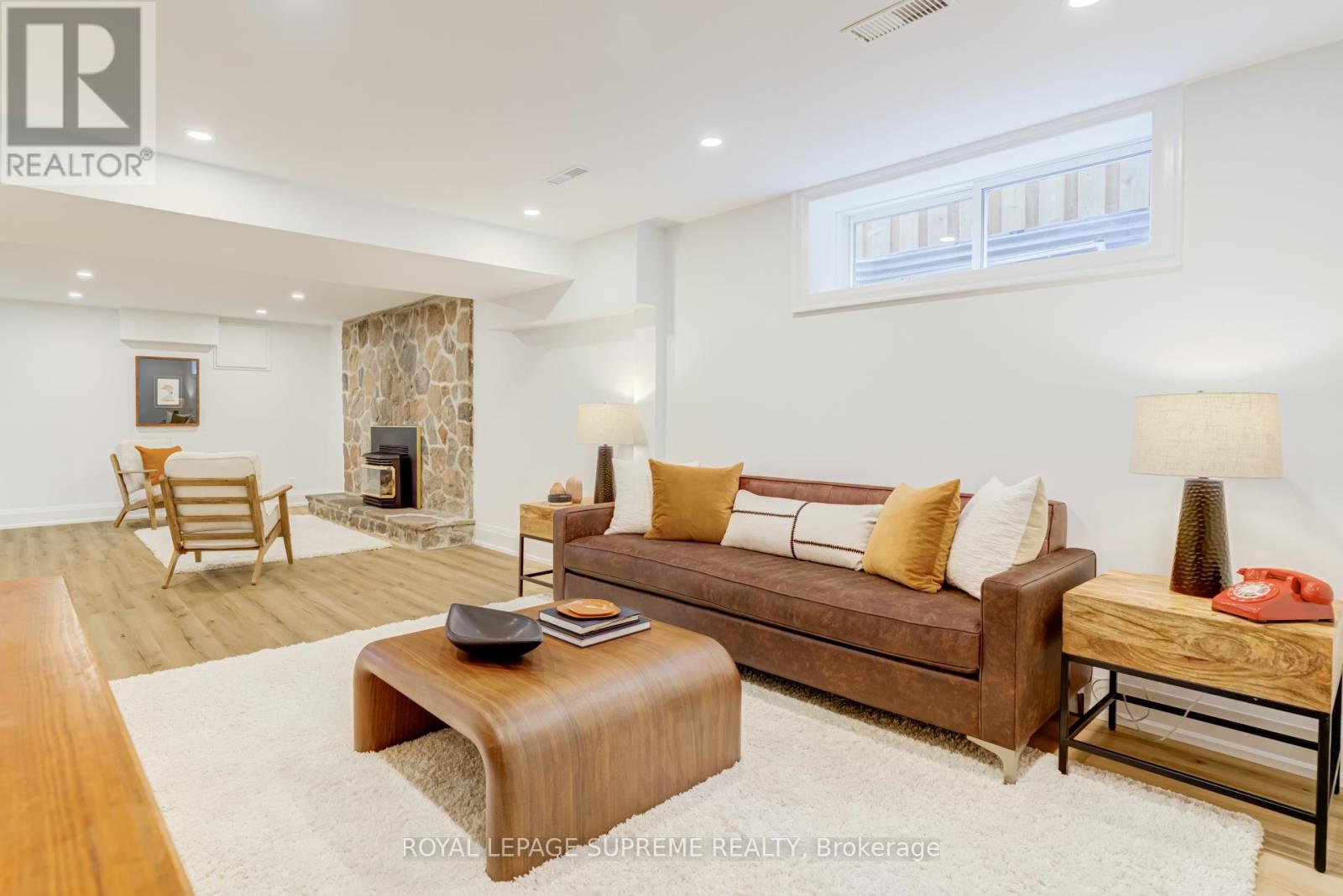 21 Spencely Court, Toronto, Ontario  M9P 1N4 - Photo 27 - W13000832