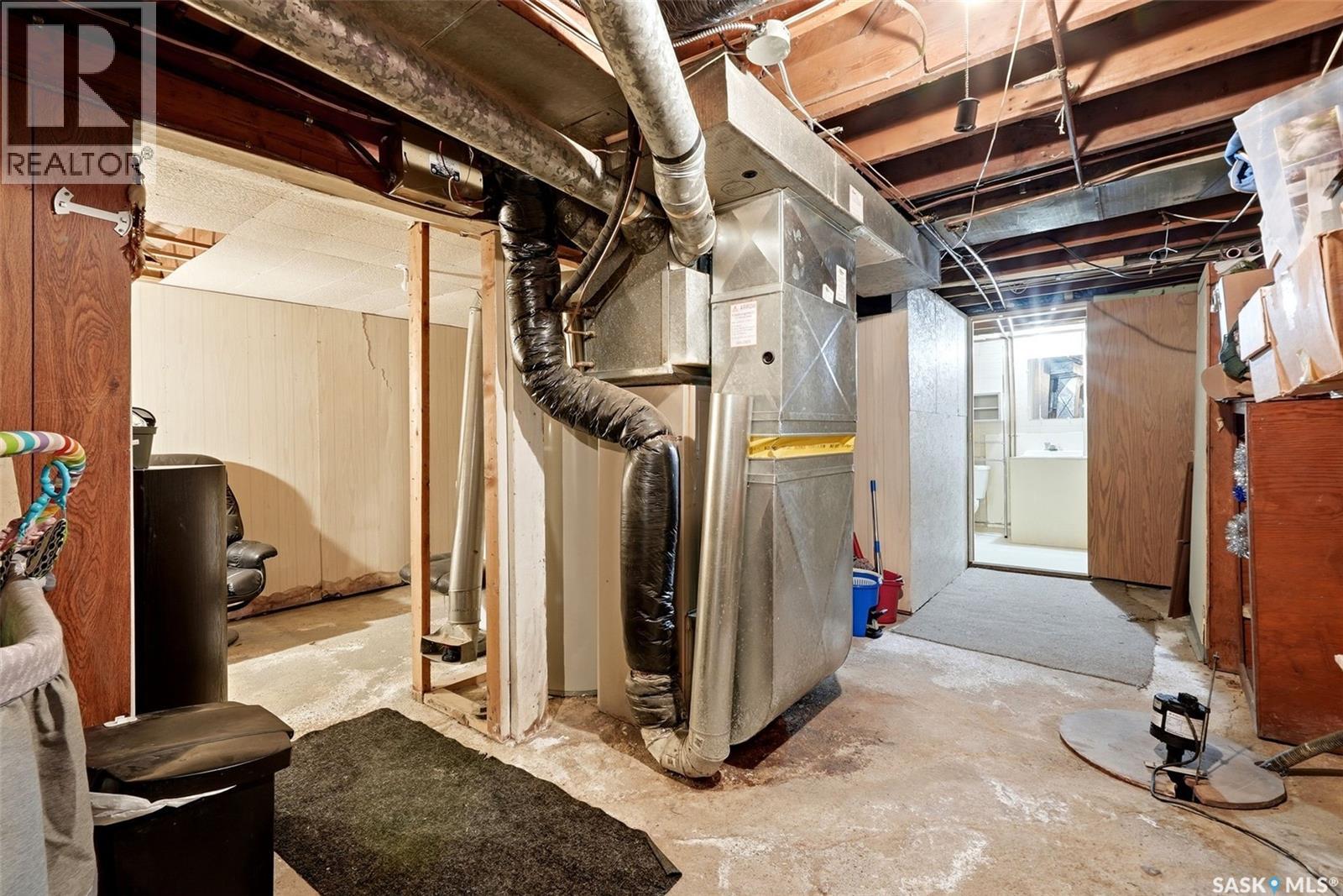 2049 Fleury Street, Regina, Saskatchewan  S4N 2M1 - Photo 15 - SK032953