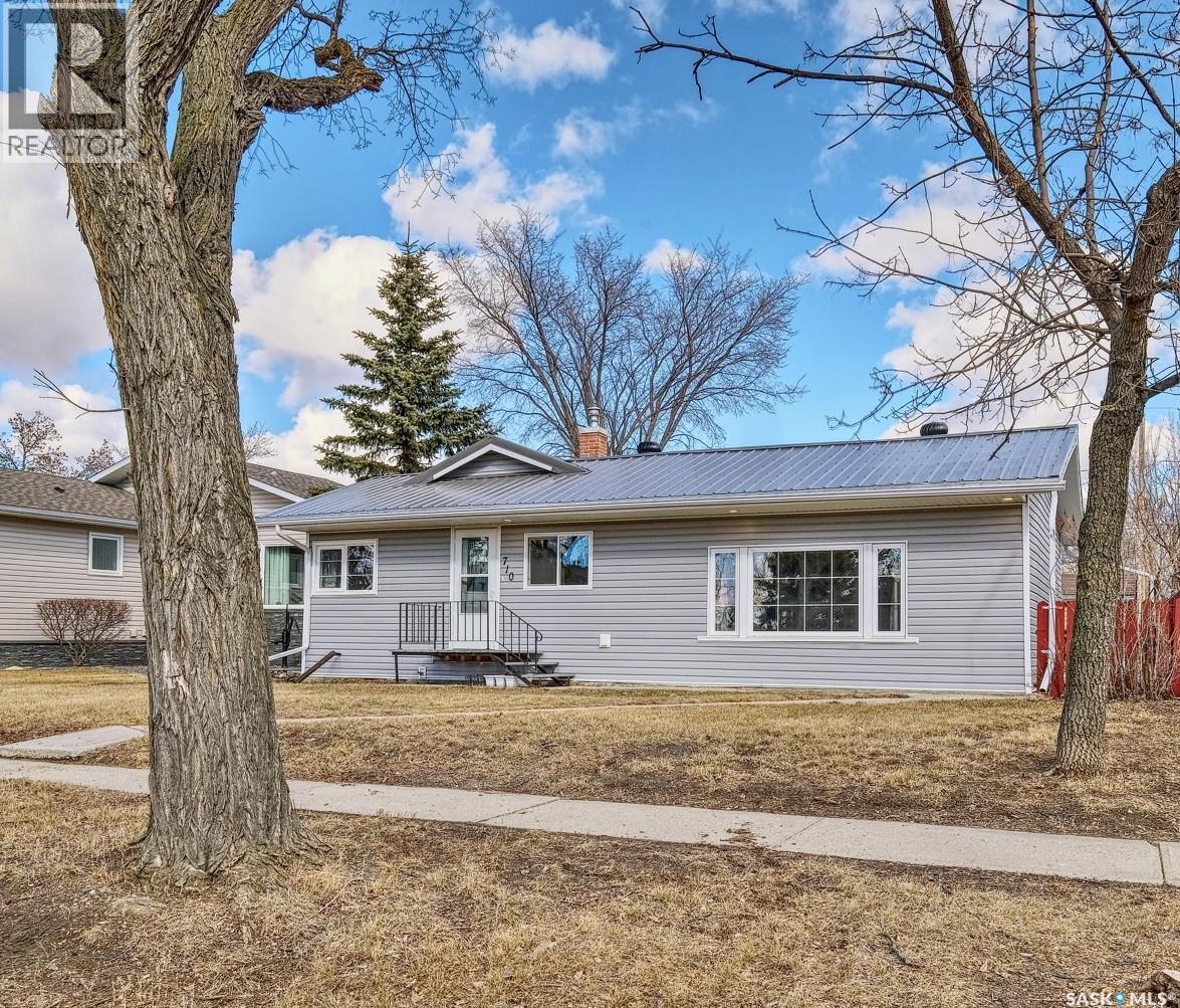 710 Main Street, Rosetown, Saskatchewan  S0L 2V0 - Photo 3 - SK032819