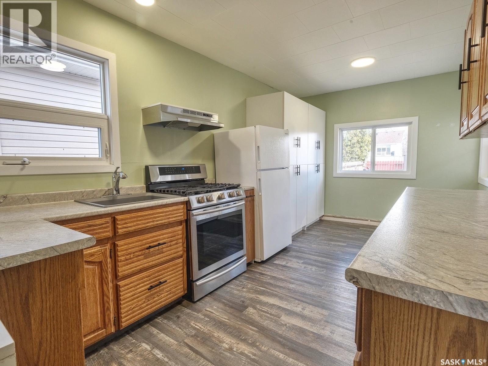 710 Main Street, Rosetown, Saskatchewan  S0L 2V0 - Photo 37 - SK032819