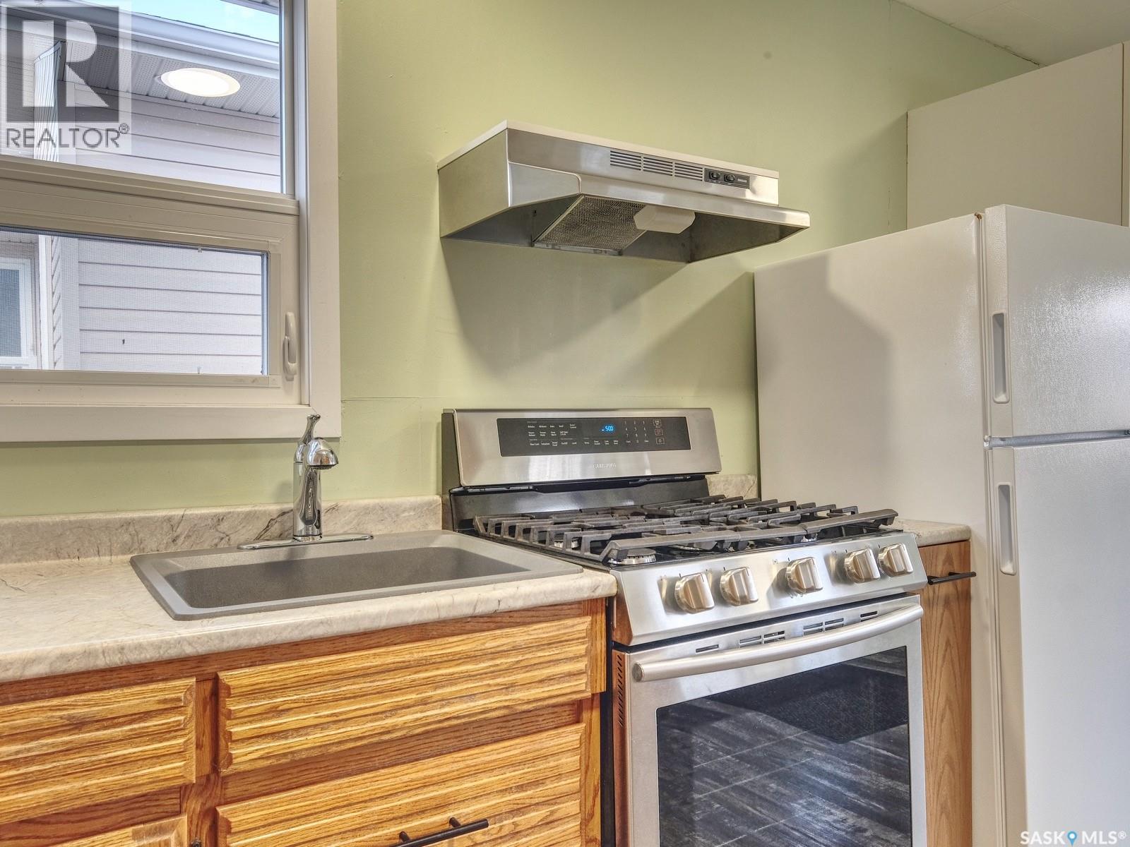 710 Main Street, Rosetown, Saskatchewan  S0L 2V0 - Photo 38 - SK032819