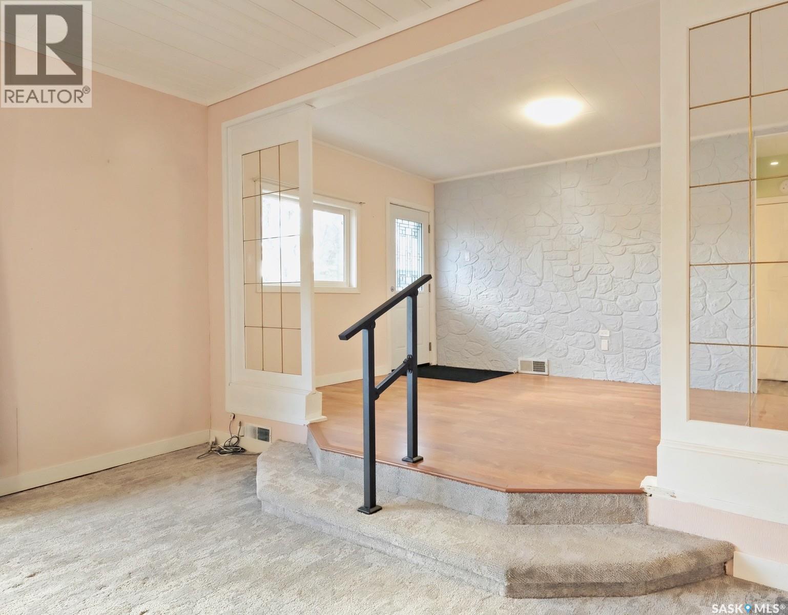 710 Main Street, Rosetown, Saskatchewan  S0L 2V0 - Photo 6 - SK032819