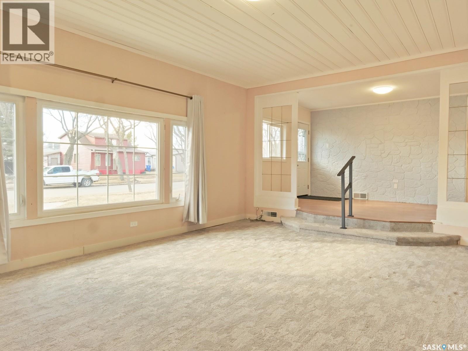 710 Main Street, Rosetown, Saskatchewan  S0L 2V0 - Photo 7 - SK032819