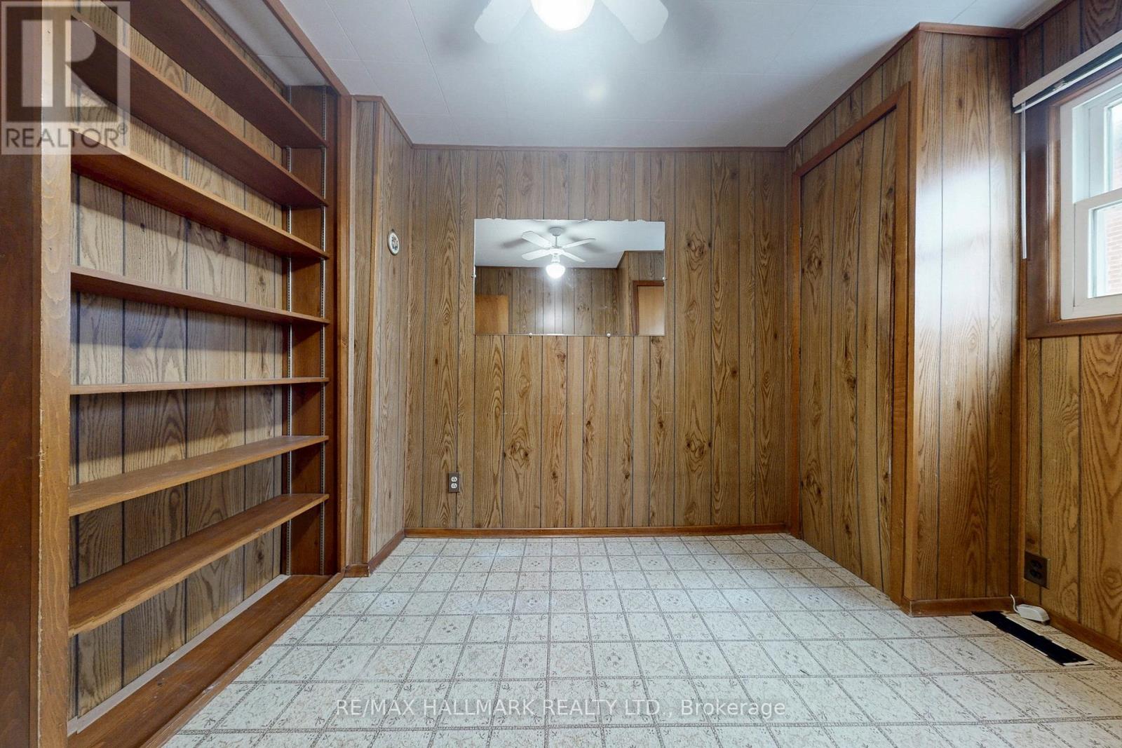 63 Oxford Street, Richmond Hill, Ontario  L4C 4L6 - Photo 17 - N12979766