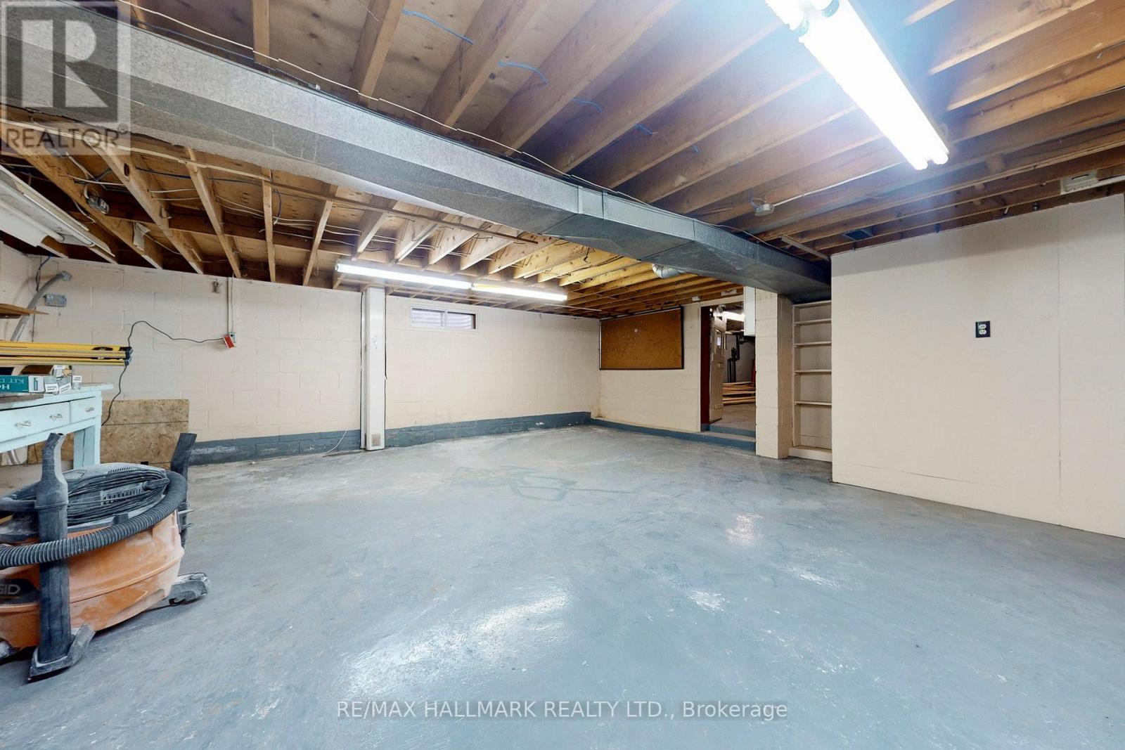 63 Oxford Street, Richmond Hill, Ontario  L4C 4L6 - Photo 33 - N12979766