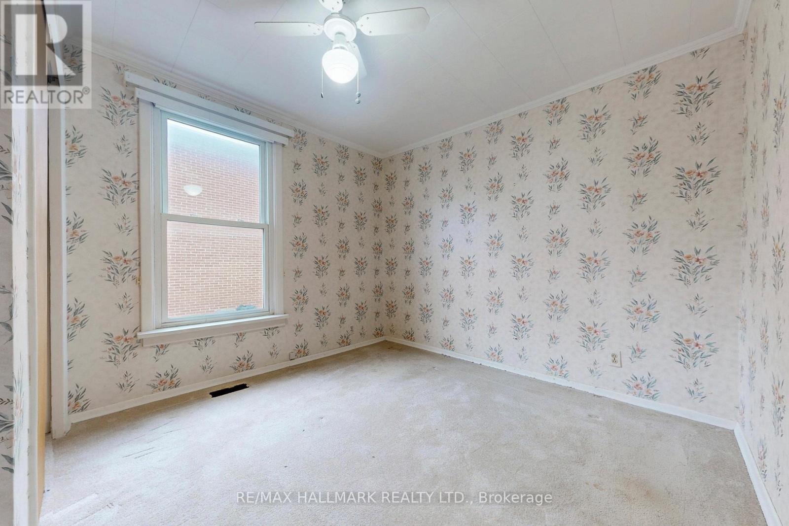 63 Oxford Street, Richmond Hill, Ontario  L4C 4L6 - Photo 21 - N12979766