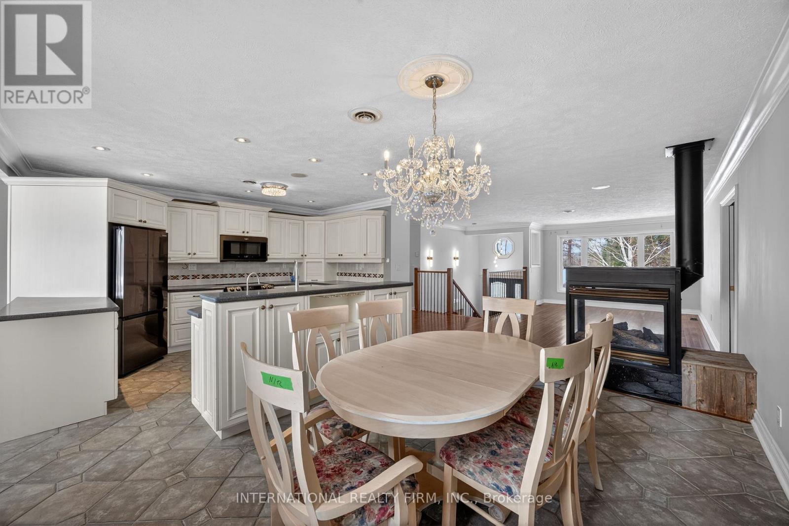 1563 15 16 Side Road E, Oro-Medonte, Ontario  L0L 1T0 - Photo 18 - S12763906