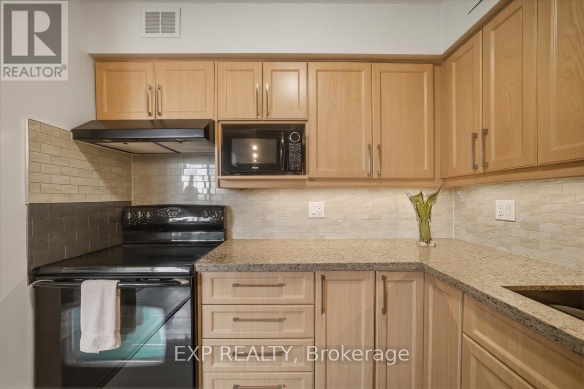 617 - 60 Southport Street, Toronto, Ontario  M6S 3N4 - Photo 10 - W12979638