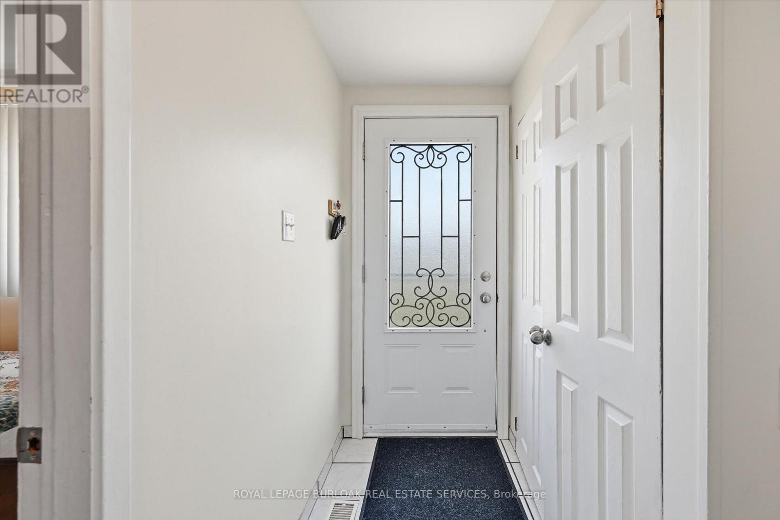 35 Viking Drive, Grimsby, Ontario  L3M 3V2 - Photo 8 - X13000690