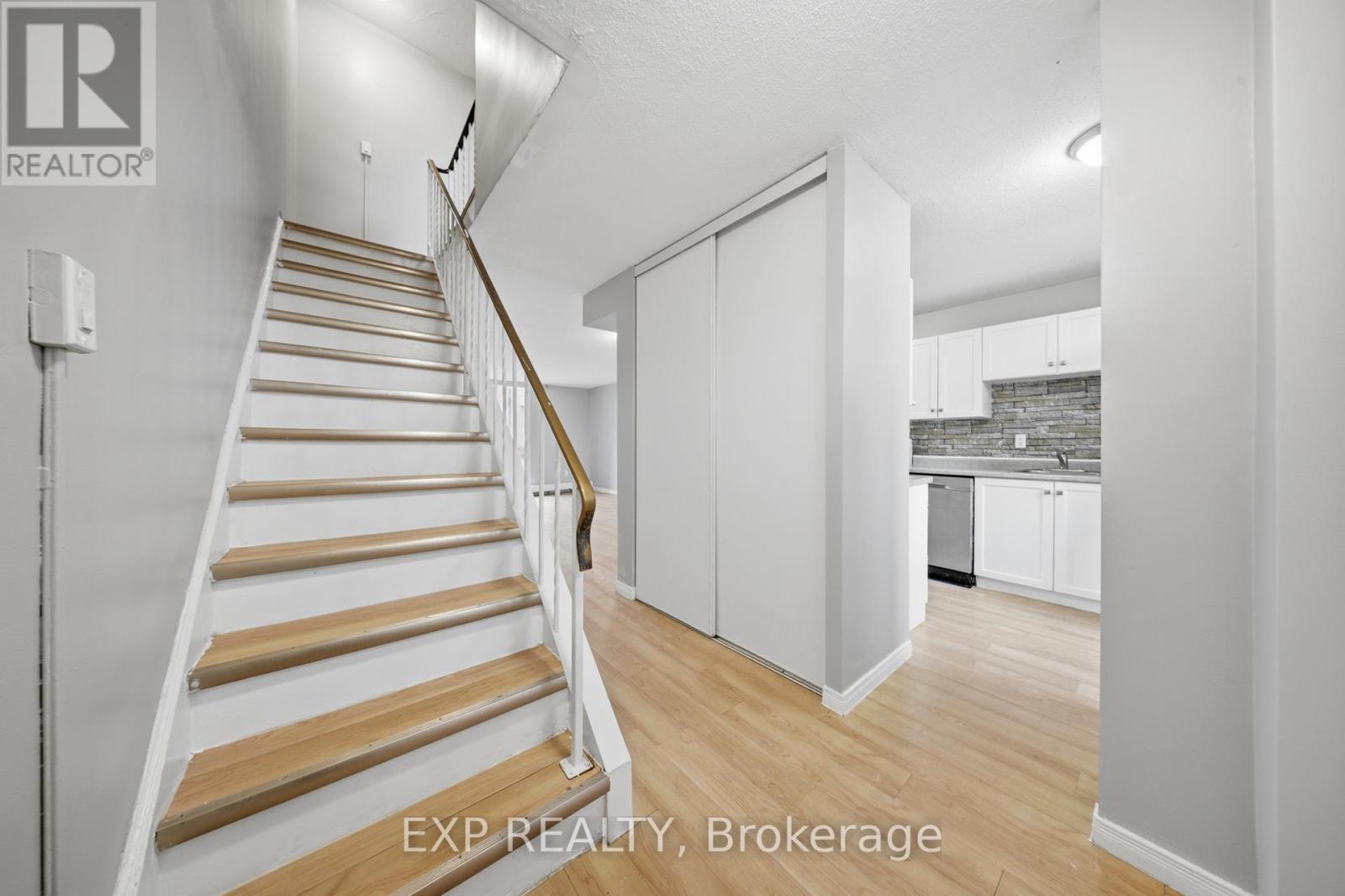 811 - 350 Quigley Road, Hamilton, Ontario  L8K 5N2 - Photo 14 - X13000758