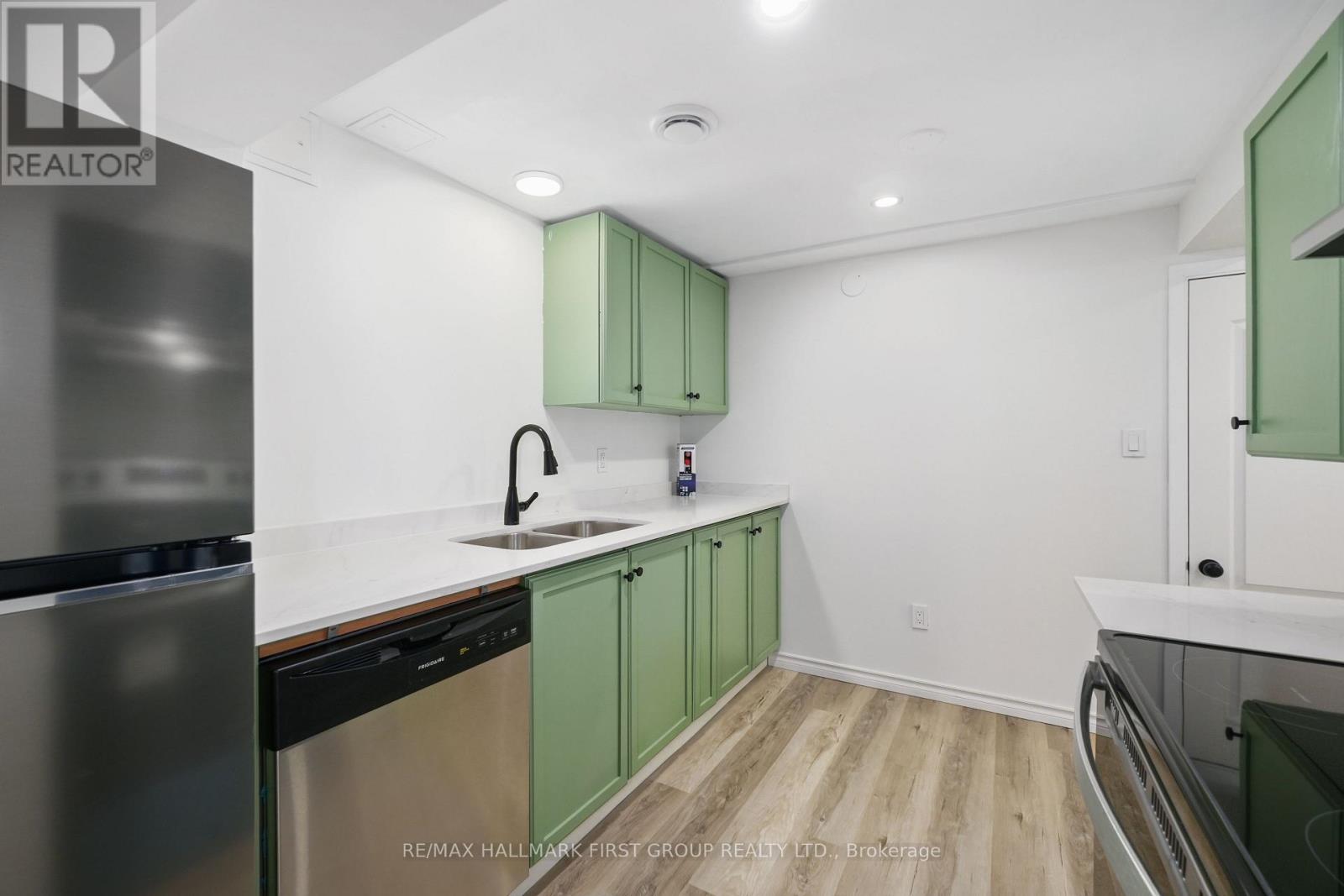 Lower Unit - 660 Mackechnie Crescent, Cobourg, Ontario  K9A 4X8 - Photo 23 - X13000790