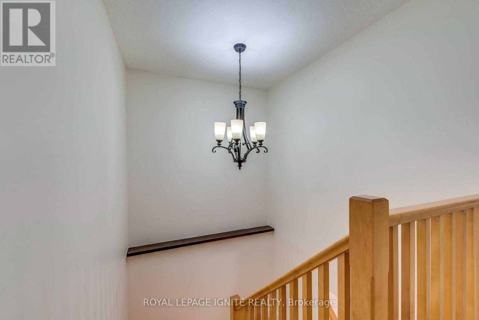 64 Templewood Drive, Kitchener, Ontario  N2R 1X3 - Photo 22 - X13000804