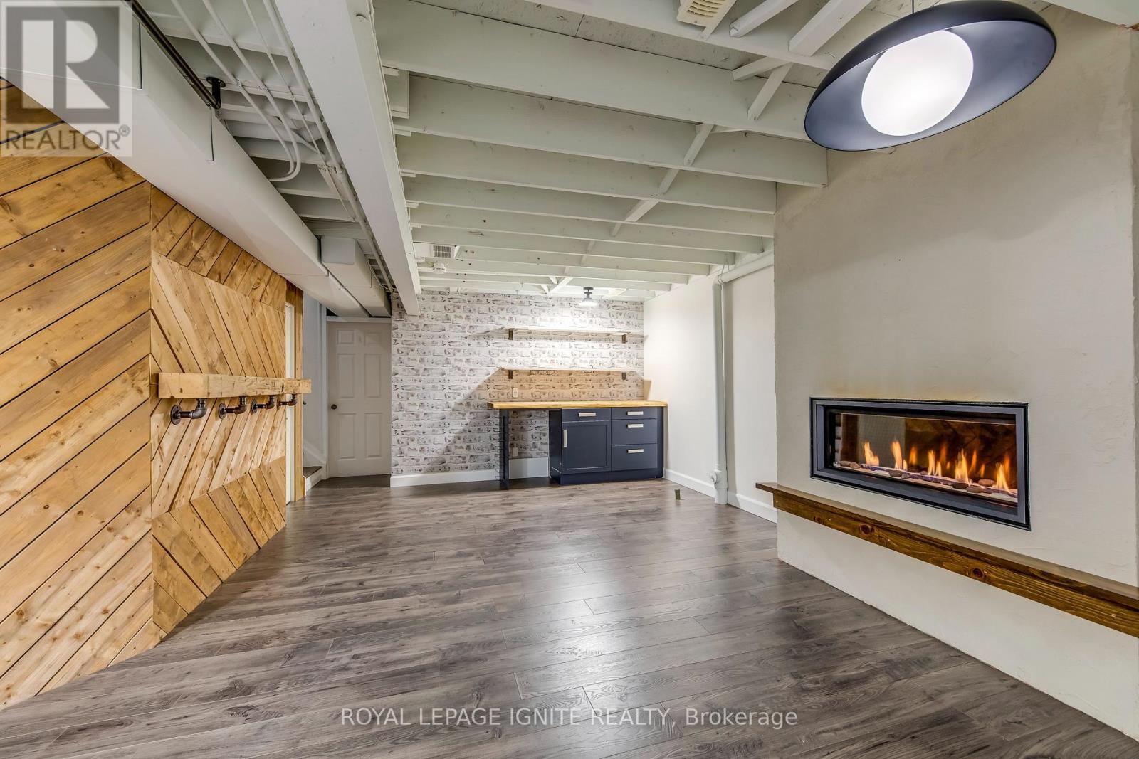 64 Templewood Drive, Kitchener, Ontario  N2R 1X3 - Photo 38 - X13000804