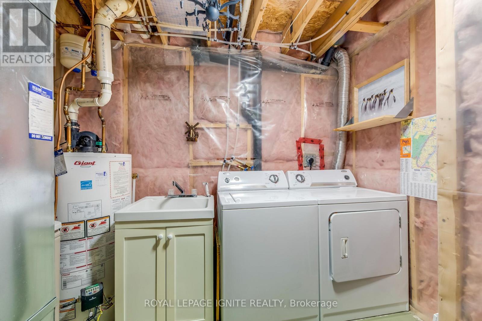 64 Templewood Drive, Kitchener, Ontario  N2R 1X3 - Photo 43 - X13000804