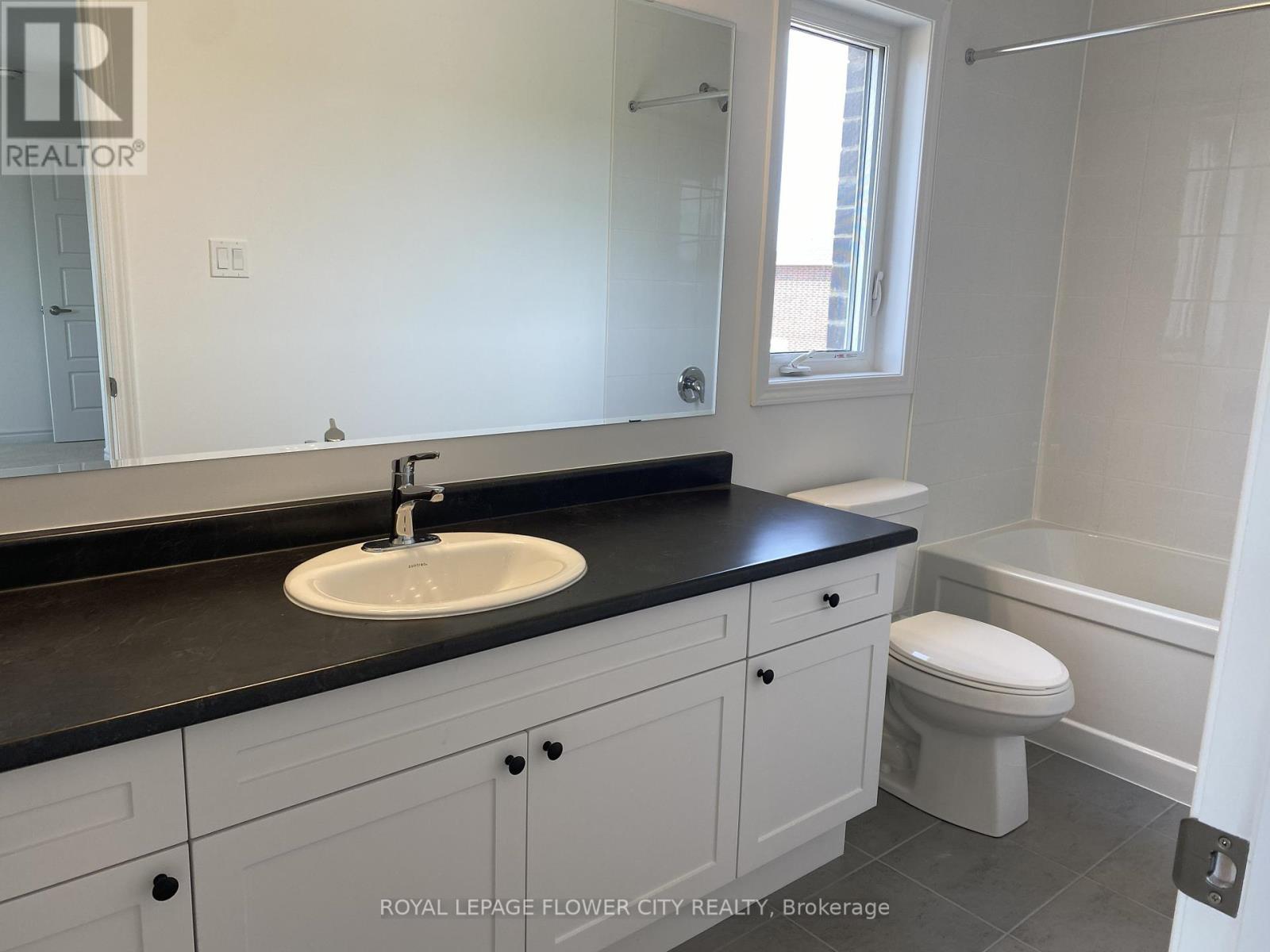 210 Histand Trail, Kitchener, Ontario  N2R 0S3 - Photo 12 - X13000834