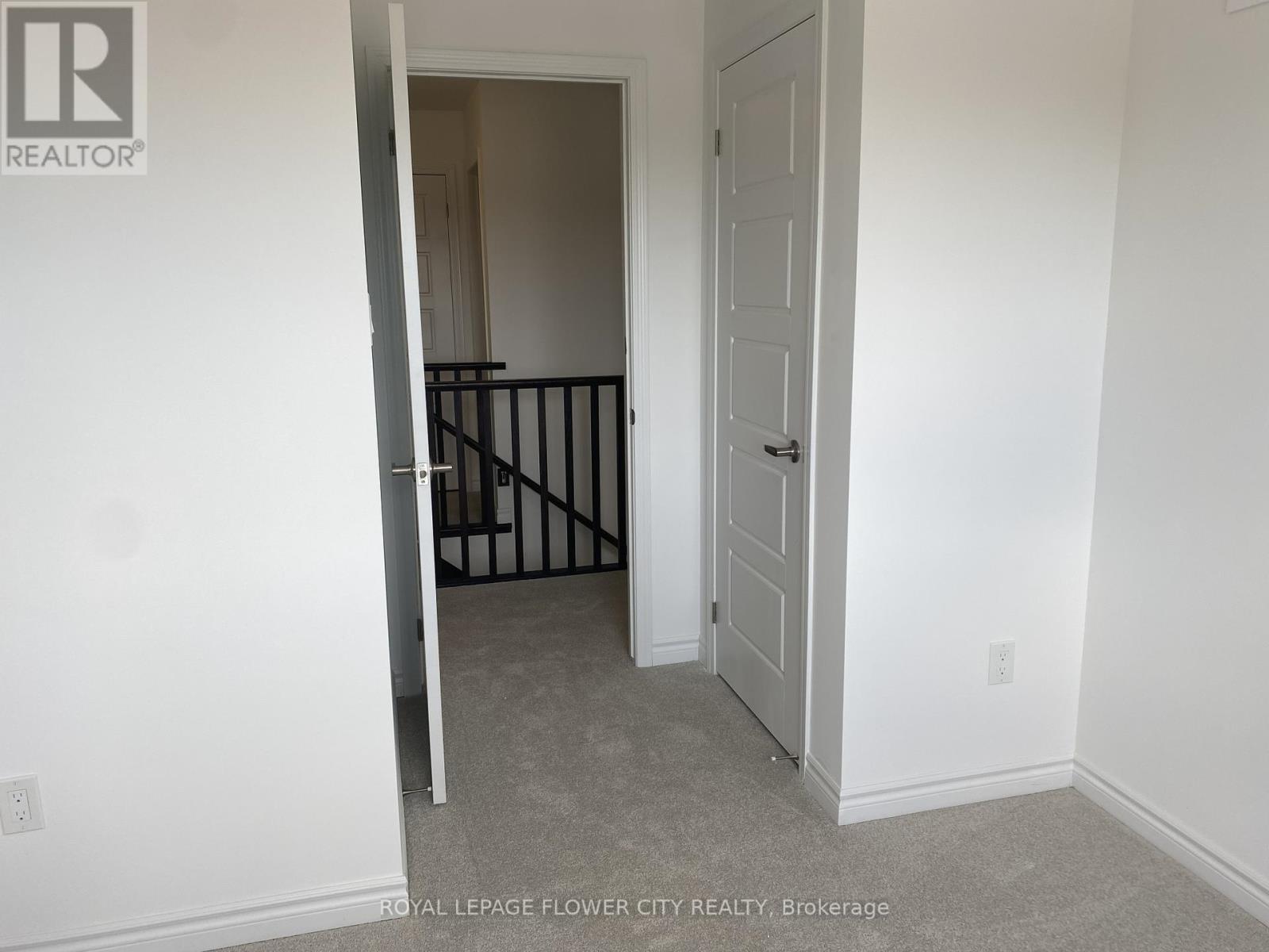 210 Histand Trail, Kitchener, Ontario  N2R 0S3 - Photo 6 - X13000834