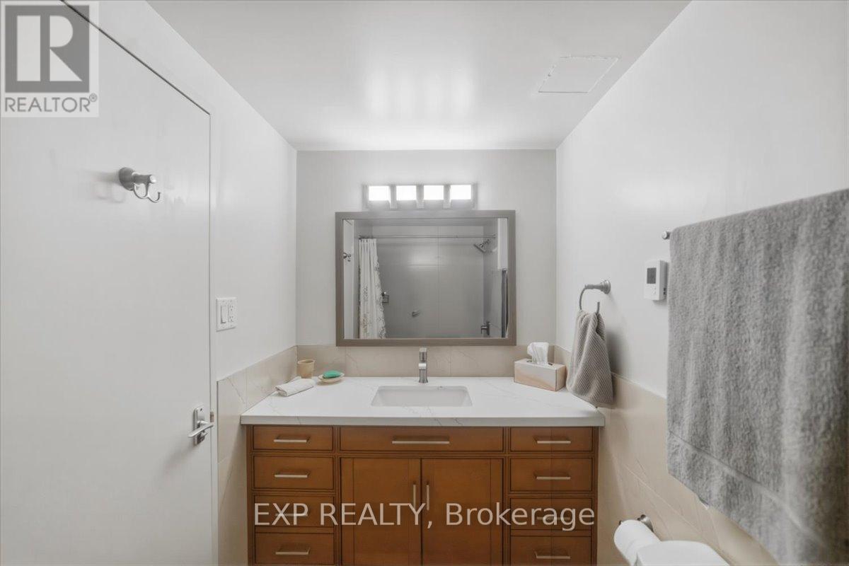 617 - 60 Southport Street, Toronto, Ontario  M6S 3N4 - Photo 27 - W12979638